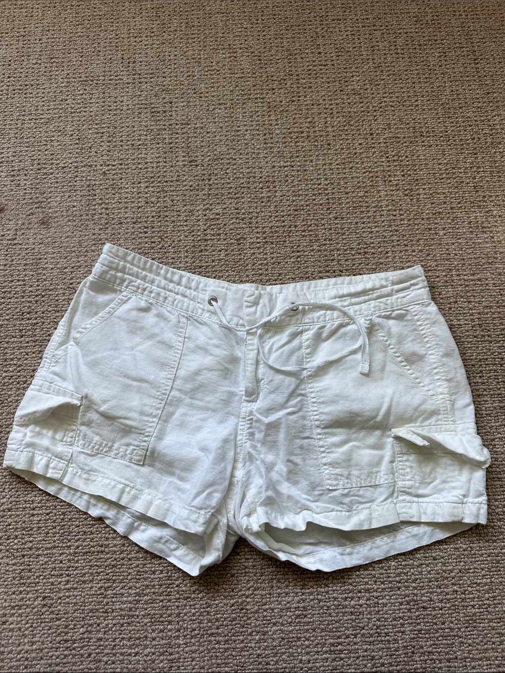 Banana Republic White Linen/Cotton blend Shorts